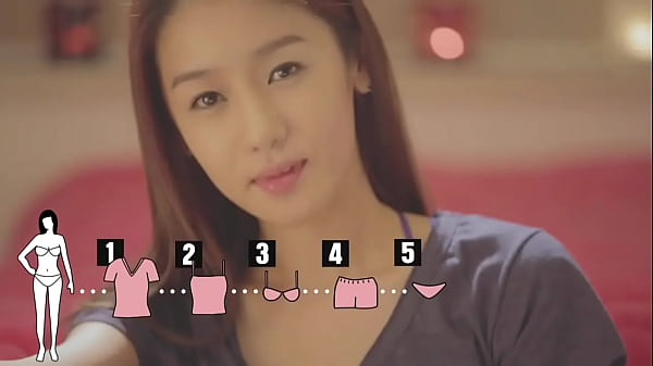 Em gái mới 19 hứng lồn lột đồ gạ địt