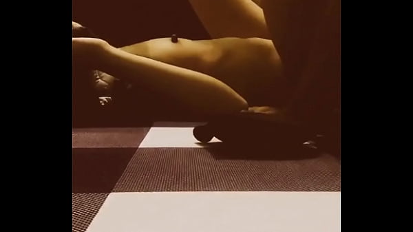 Dập người yêu như máy