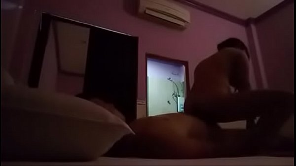 Em gái dâm làm phò